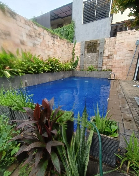 jasa perawatan kolam renang terpercaya